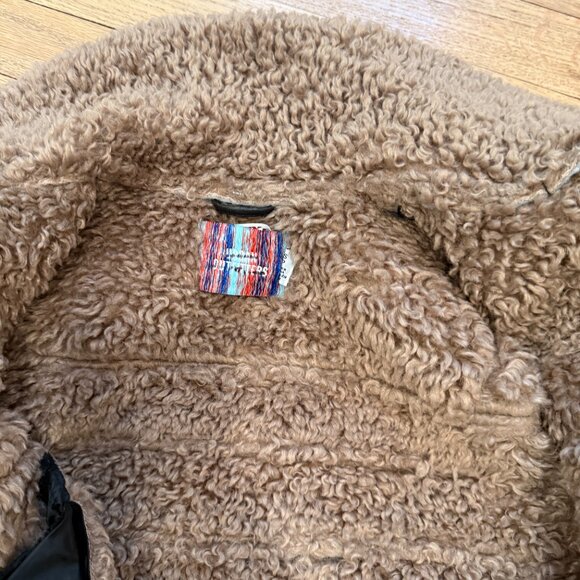 Urban Ourtfitters BDG Retro Colorblock Sherpa Vest NWOT Size Small - Picture 7 of 14